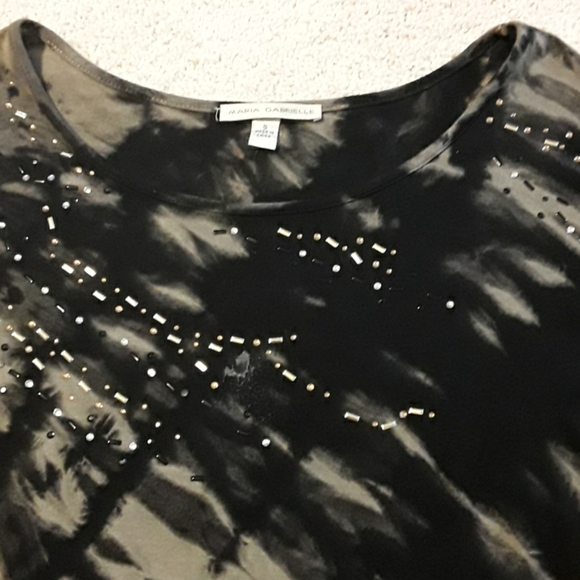 Top - Picture 2 of 3